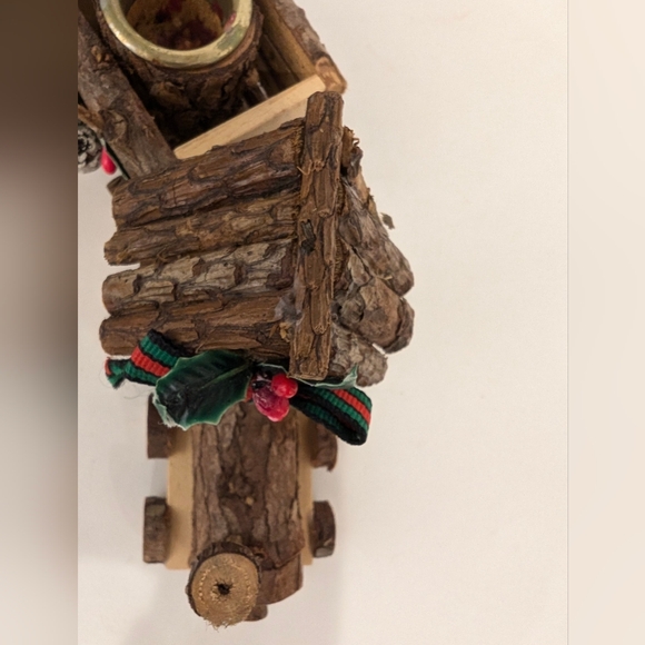 Vintage 1990s Christmas Around the World Natural Bark Train Display Candle Set - Picture 11 of 14